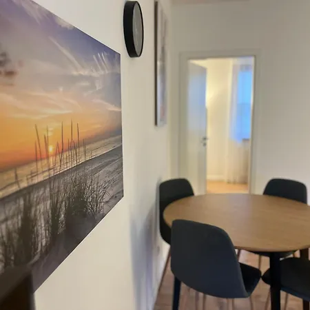 I Garage I 4 Schlafzimmer דירה